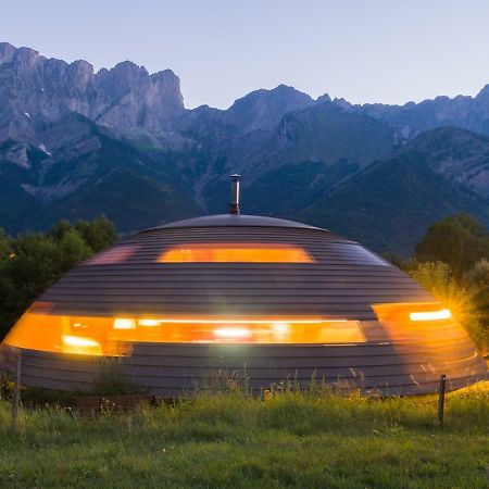 Au-Dela Des Nuages, Maison D'Hotes Insolite & Spa Aubessagne Eksteriør billede