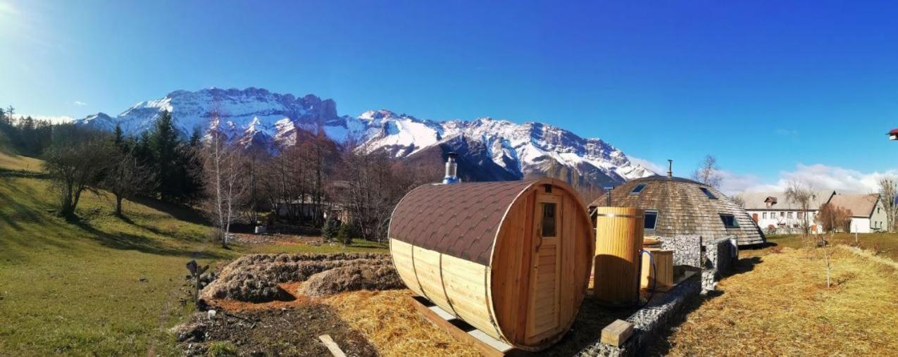 Au-Dela Des Nuages, Maison D'Hotes Insolite & Spa Aubessagne Eksteriør billede