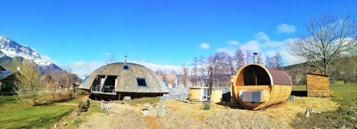 Au-Dela Des Nuages, Maison D'Hotes Insolite & Spa Aubessagne Eksteriør billede