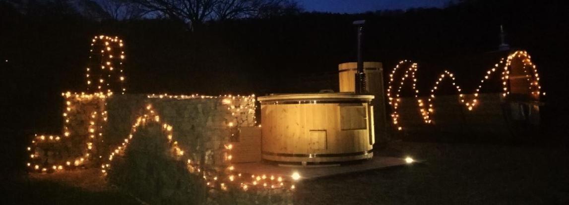 Au-Dela Des Nuages, Maison D'Hotes Insolite & Spa Aubessagne Eksteriør billede