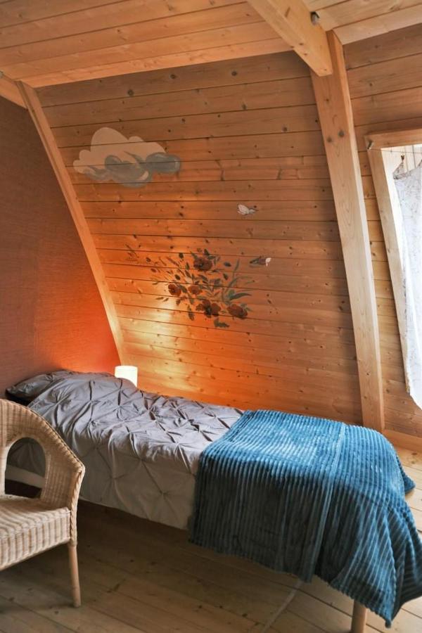 Au-Dela Des Nuages, Maison D'Hotes Insolite & Spa Aubessagne Eksteriør billede