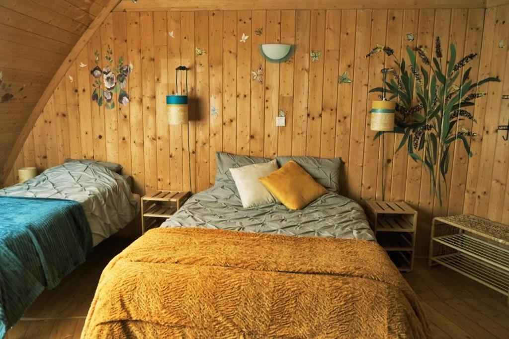 Au-Dela Des Nuages, Maison D'Hotes Insolite & Spa Aubessagne Eksteriør billede