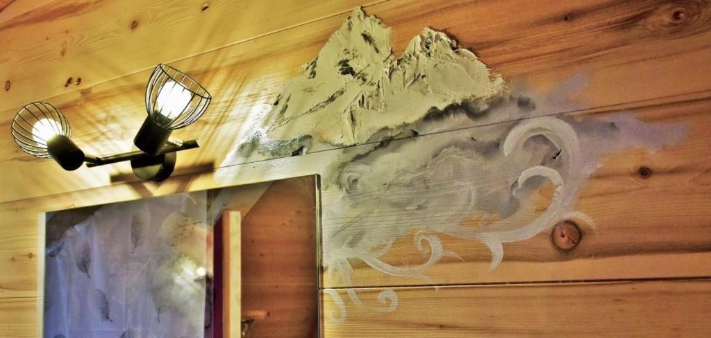 Au-Dela Des Nuages, Maison D'Hotes Insolite & Spa Aubessagne Eksteriør billede