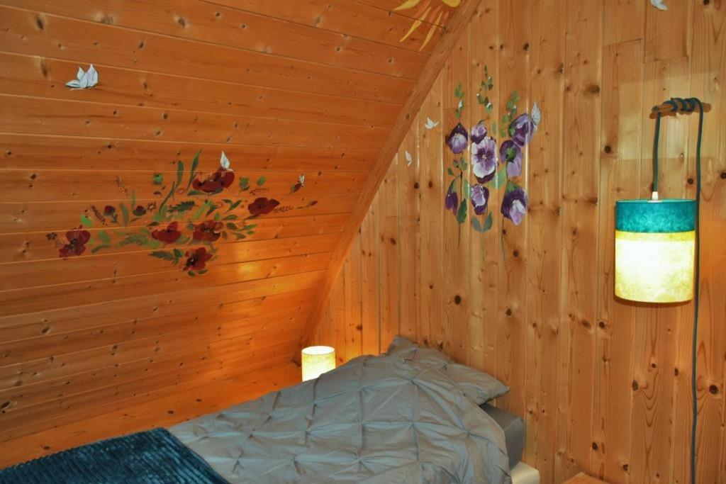 Au-Dela Des Nuages, Maison D'Hotes Insolite & Spa Aubessagne Eksteriør billede