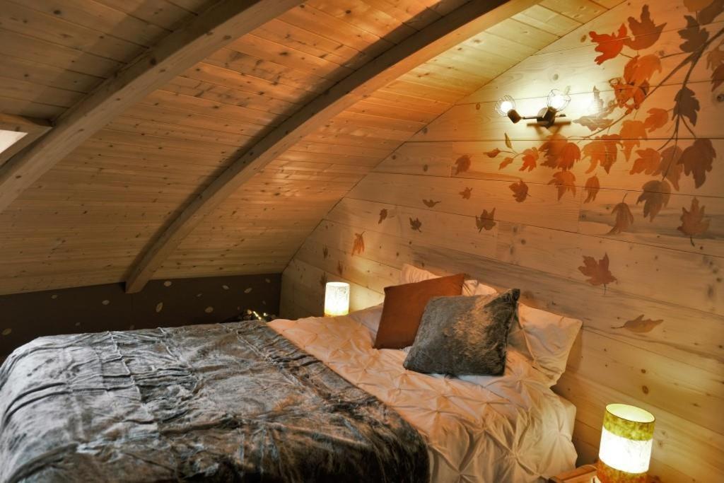 Au-Dela Des Nuages, Maison D'Hotes Insolite & Spa Aubessagne Eksteriør billede