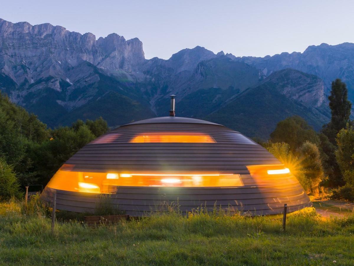 Au-Dela Des Nuages, Maison D'Hotes Insolite & Spa Aubessagne Eksteriør billede